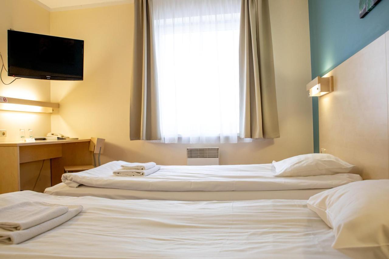 Rija Bauska Hotel Εξωτερικό φωτογραφία